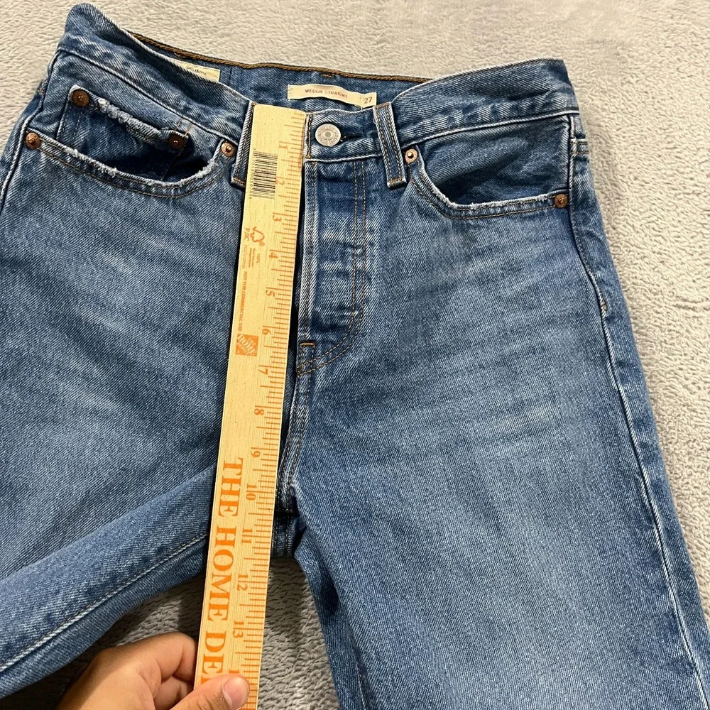 Levis Premium Jeans Womens 27x28 Wedgie Straight Blue‎ Button Fly Big E Y2K